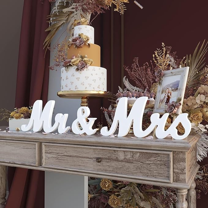VIOPVERY Wooden Mr & Mrs Wedding Sign - Image 4