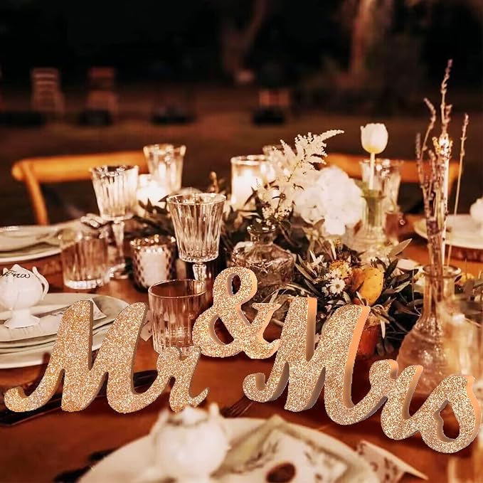 VIOPVERY Wooden Mr & Mrs Wedding Sign - Image 5