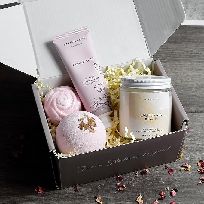 Natural Amor Relaxation Spa Gift Set for Women, 5 Piece Bath & Body Box with Candle, Hand Cream, Bath Bombs & Headband, Self Care Gift for Her