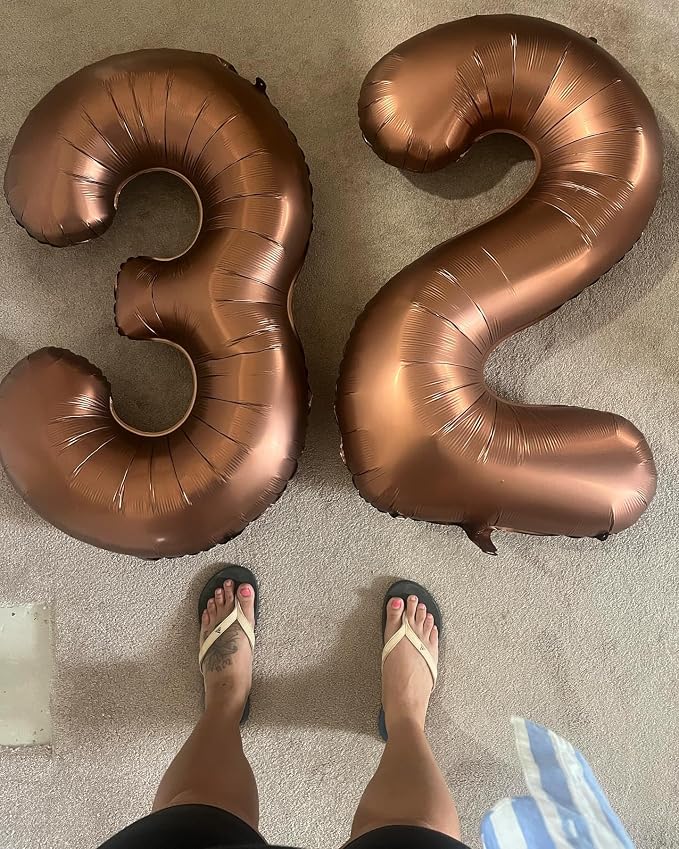 Brown 19 Balloon - Image 4