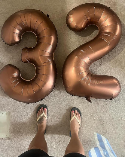 Brown 19 Balloon - Image 4