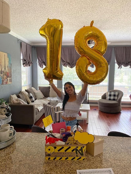 Number Balloons Gold 17 Balloon 40 inch - Image 3