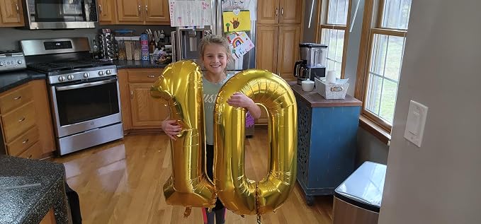 Gold 10 Balloon - Image 7