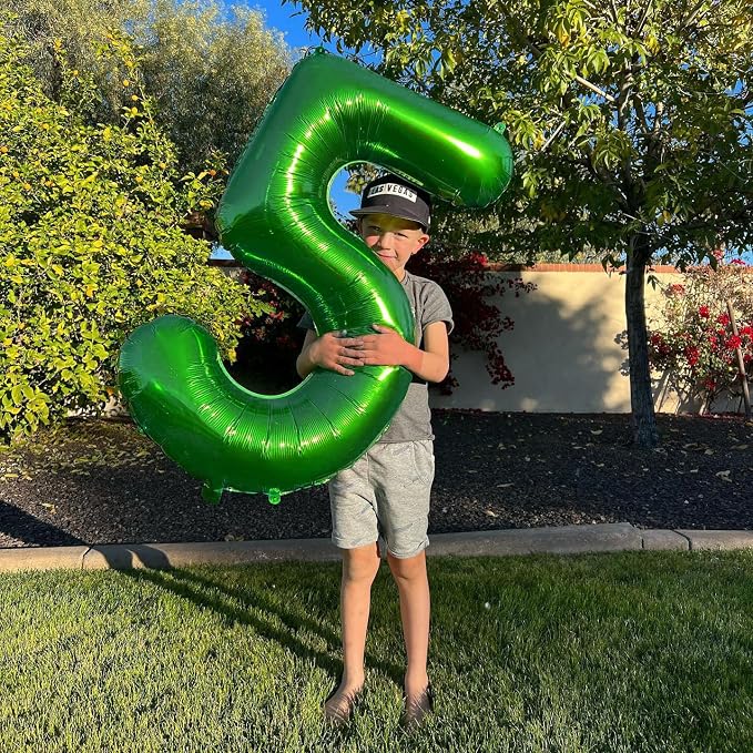 Green 11 Balloon - Image 8