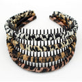 Leopard Print hairbands,hair Headbands for women,Fashion Hair Accessories,Non-slip Resin comb teeth hair hoop ((Pack of 4))